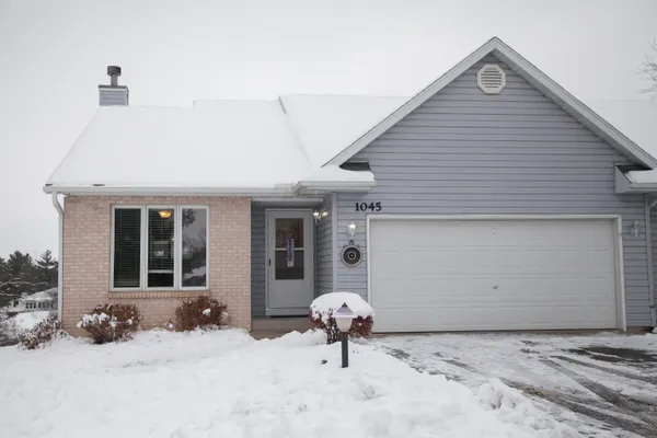 $328,000 | 1045 Saddle Ridge, Portage, WI 53901