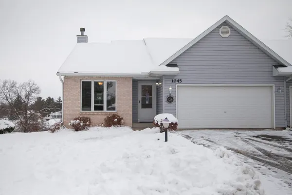 $328,000 | 1045 Saddle Ridge, Portage, WI 53901