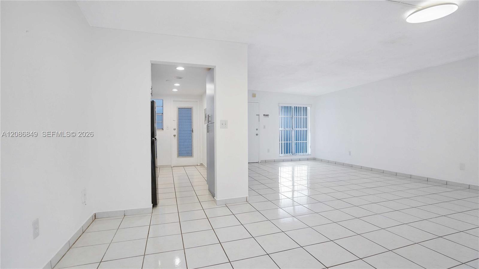 1340 Lincoln Road, Unit 404 Miami Beach, FL 33139 - Photo 13 of 41 Gallery Image 13