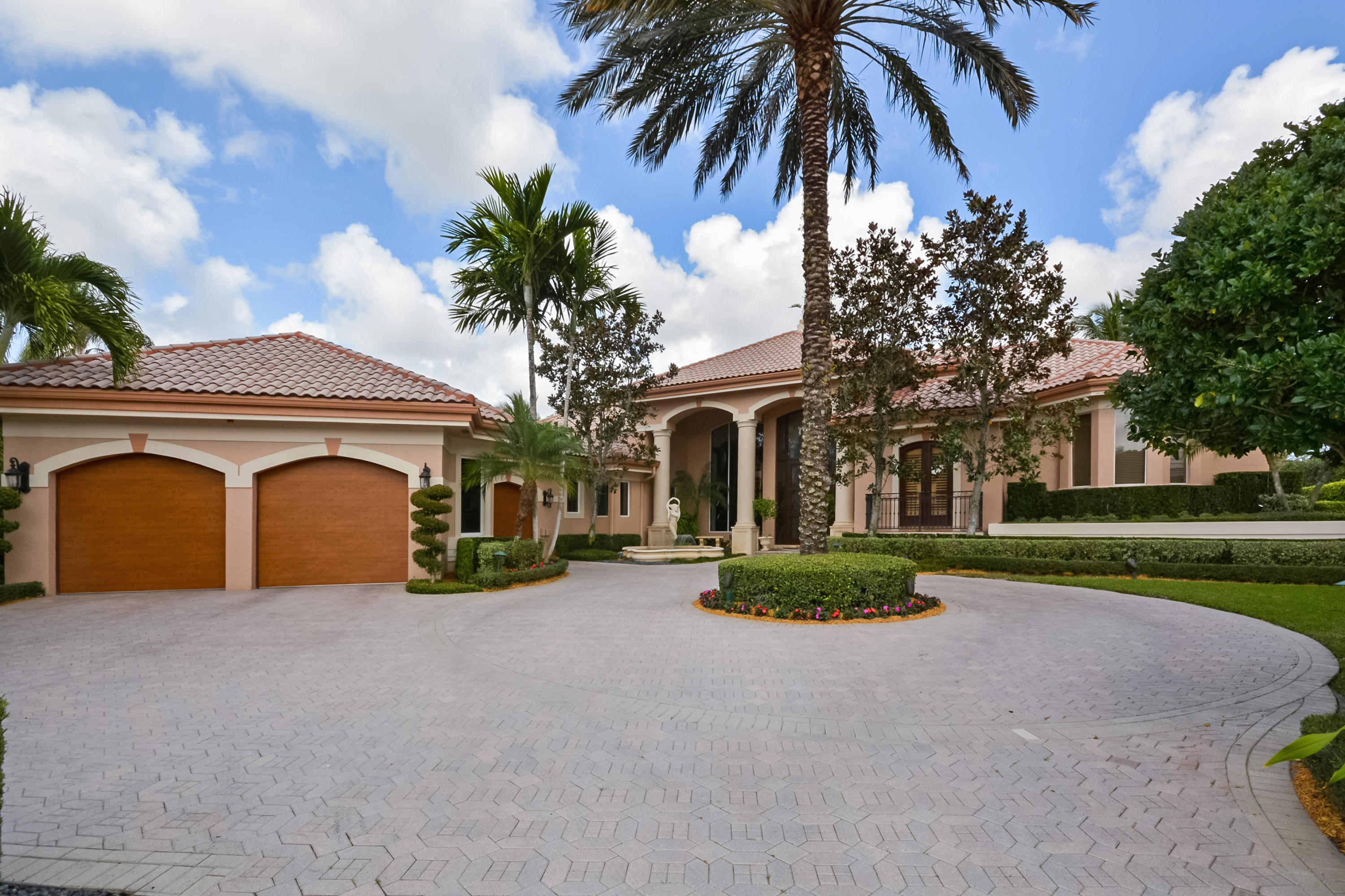 3735 Northwest 52nd Street Boca Raton, FL 33496 - Photo 5 of 46 3735_nw_52nd_st_MLS_HID979840_ROOMMainEx