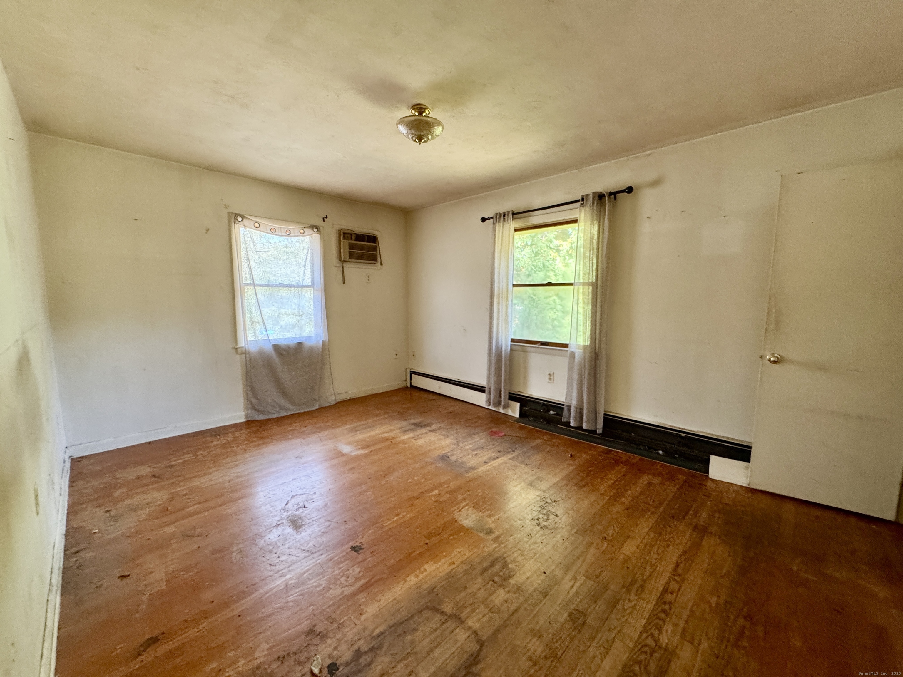 27 Sycamore Road Norwich, CT 06360 - Photo 16 of 28