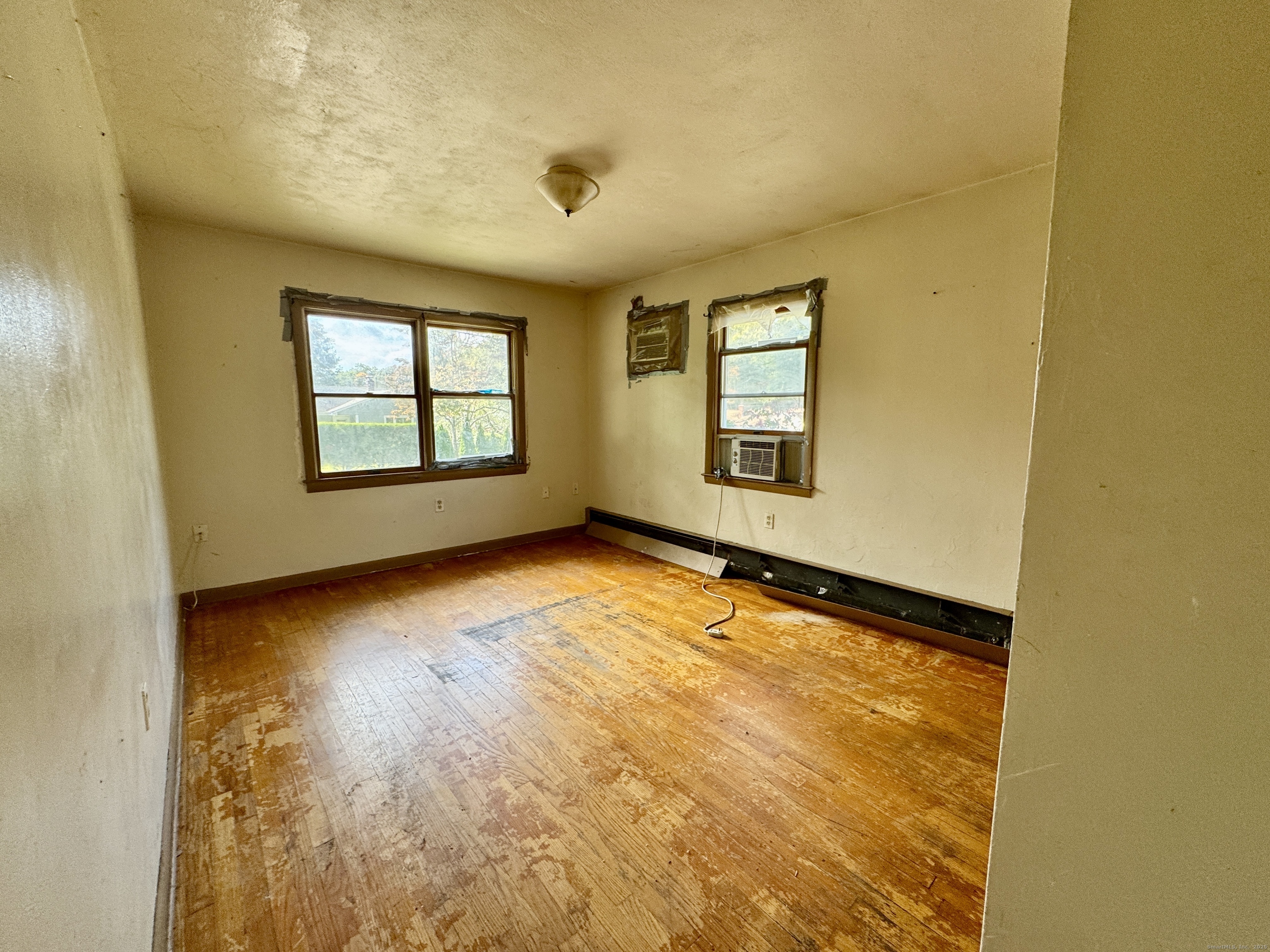 27 Sycamore Road Norwich, CT 06360 - Photo 18 of 28