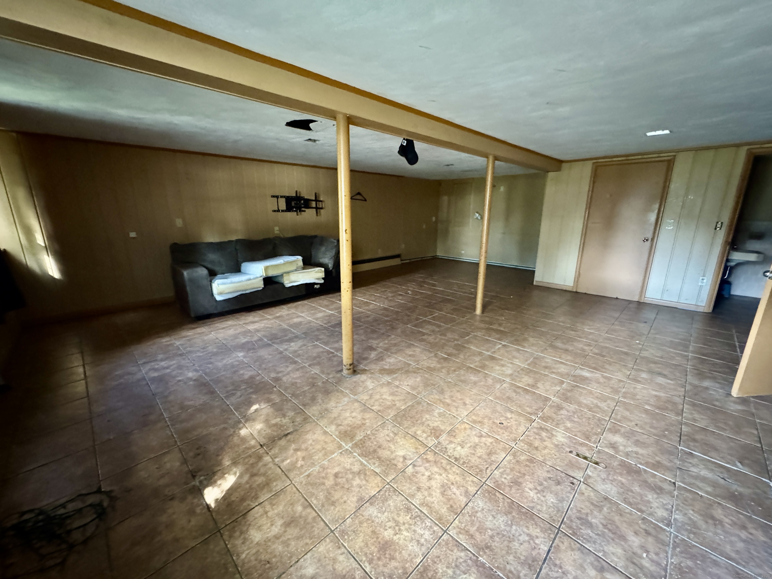 27 Sycamore Road Norwich, CT 06360 - Photo 20 of 28