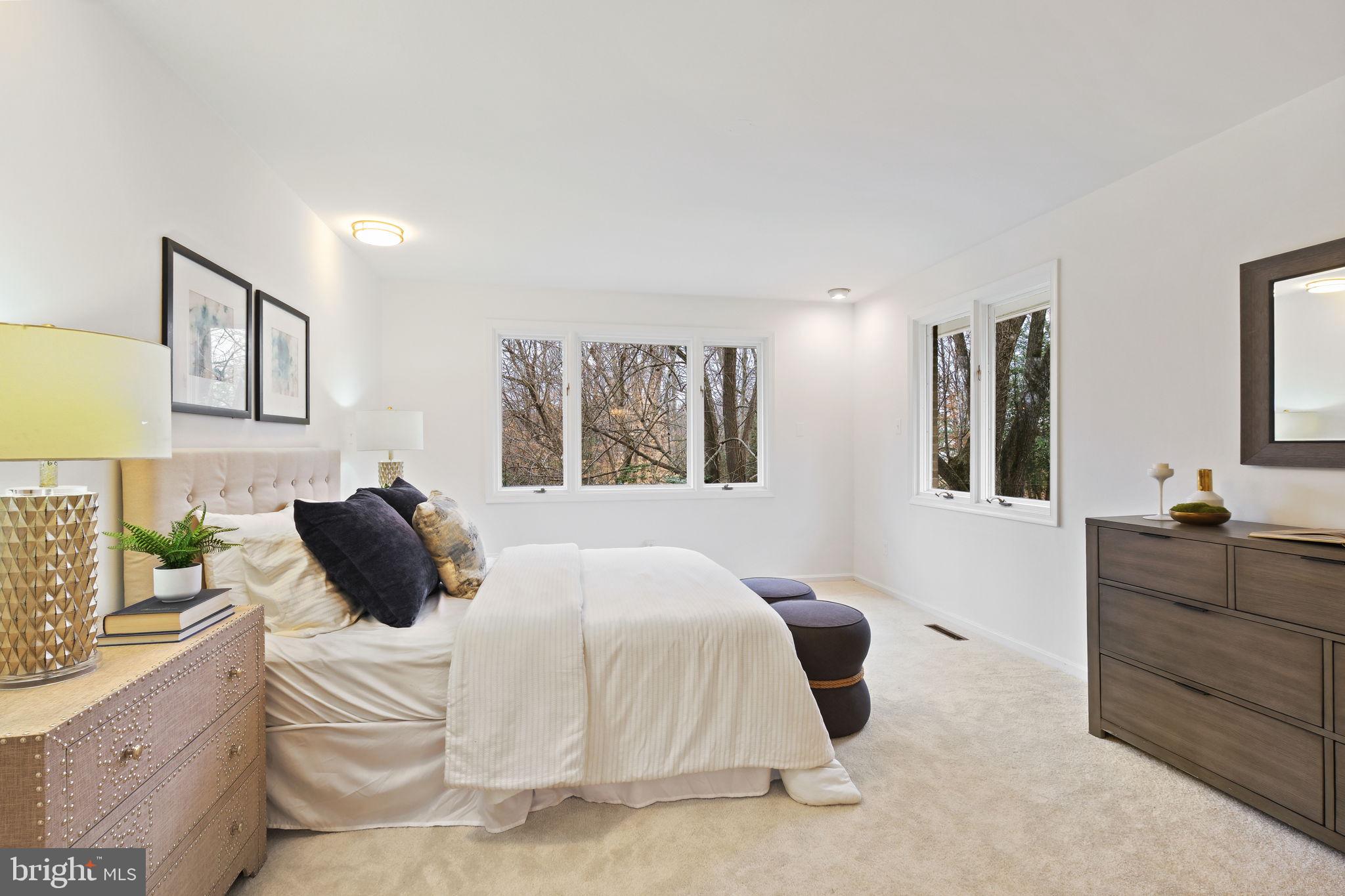 6204 Clearwood Road Bethesda, MD 20817 - Photo 28 of 63 Primary Suite