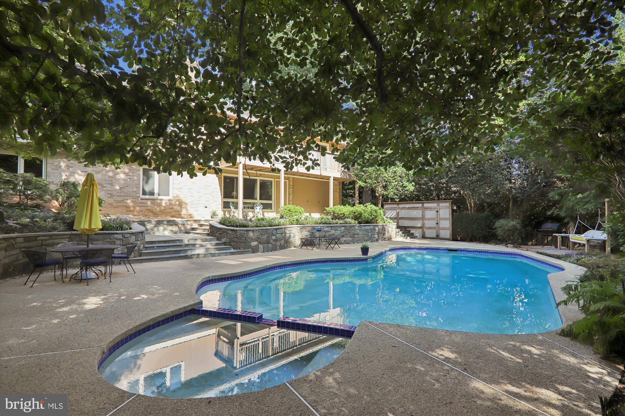 6204 Clearwood Road Bethesda, MD 20817 - Photo 54 of 63 Pool Area