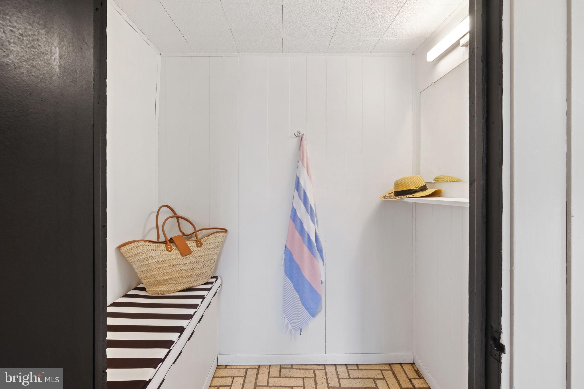 6204 Clearwood Road Bethesda, MD 20817 - Photo 58 of 63 Dressing Room