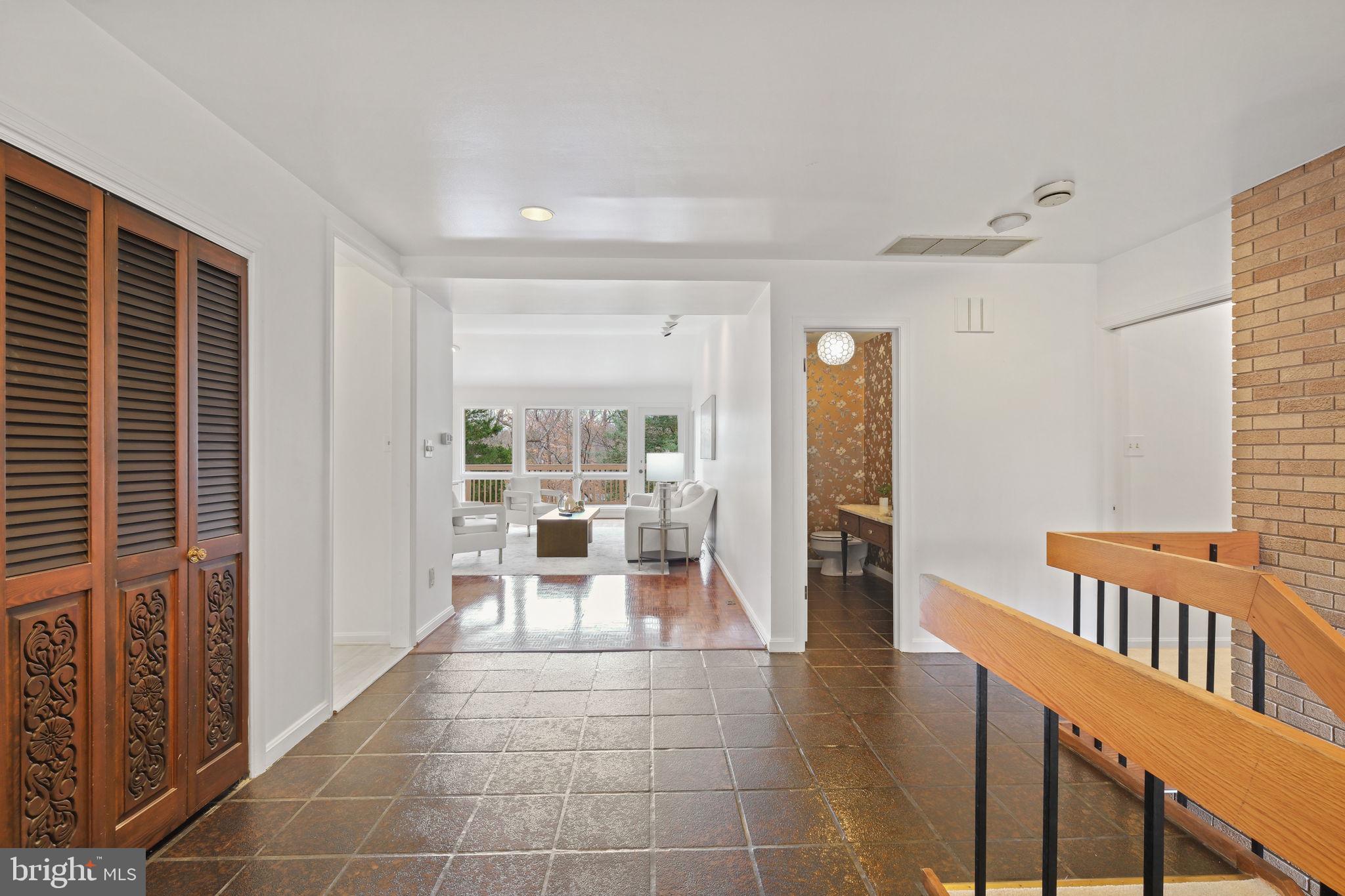 6204 Clearwood Road Bethesda, MD 20817 - Photo 7 of 63 Foyer