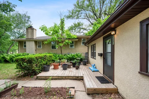 $199,000 | 3331 Beard Avenue North, Robbinsdale, MN 55422