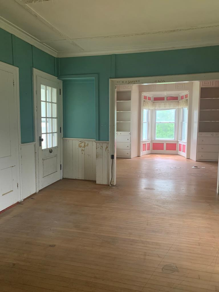 5 White Avenue Rouses Point, NY 12979 - Photo 8 of 31