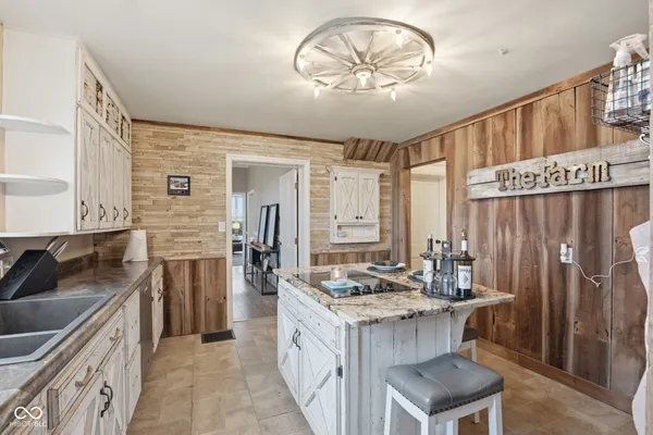 $1,500,000 | 7234 West 200 South, Jamestown, IN 46147