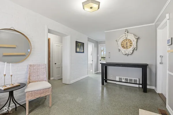 $1,500,000 | 7234 West 200 South, Jamestown, IN 46147