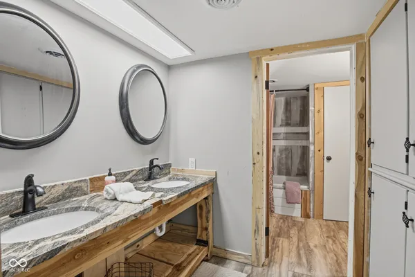 $1,500,000 | 7234 West 200 South, Jamestown, IN 46147