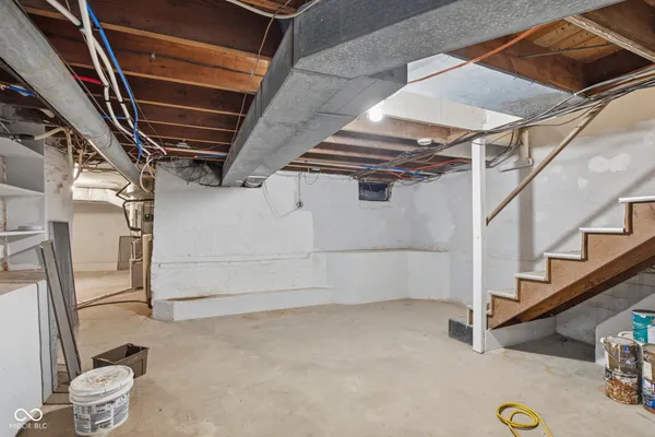 $1,500,000 | 7234 West 200 South, Jamestown, IN 46147