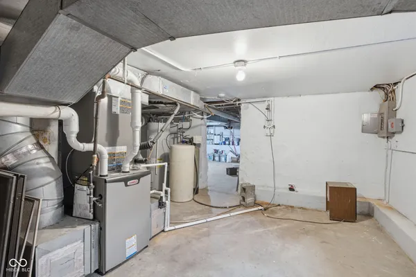 $1,500,000 | 7234 West 200 South, Jamestown, IN 46147