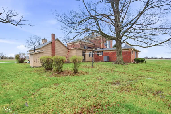 $1,500,000 | 7234 West 200 South, Jamestown, IN 46147