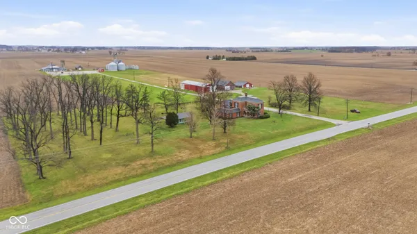 $1,500,000 | 7234 West 200 South, Jamestown, IN 46147