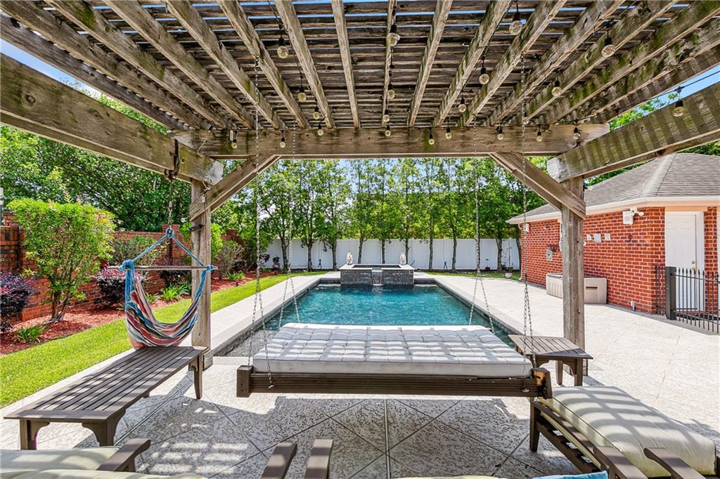 1 Chalstrom Drive River Ridge, LA 70123 - Photo 18 of 19
