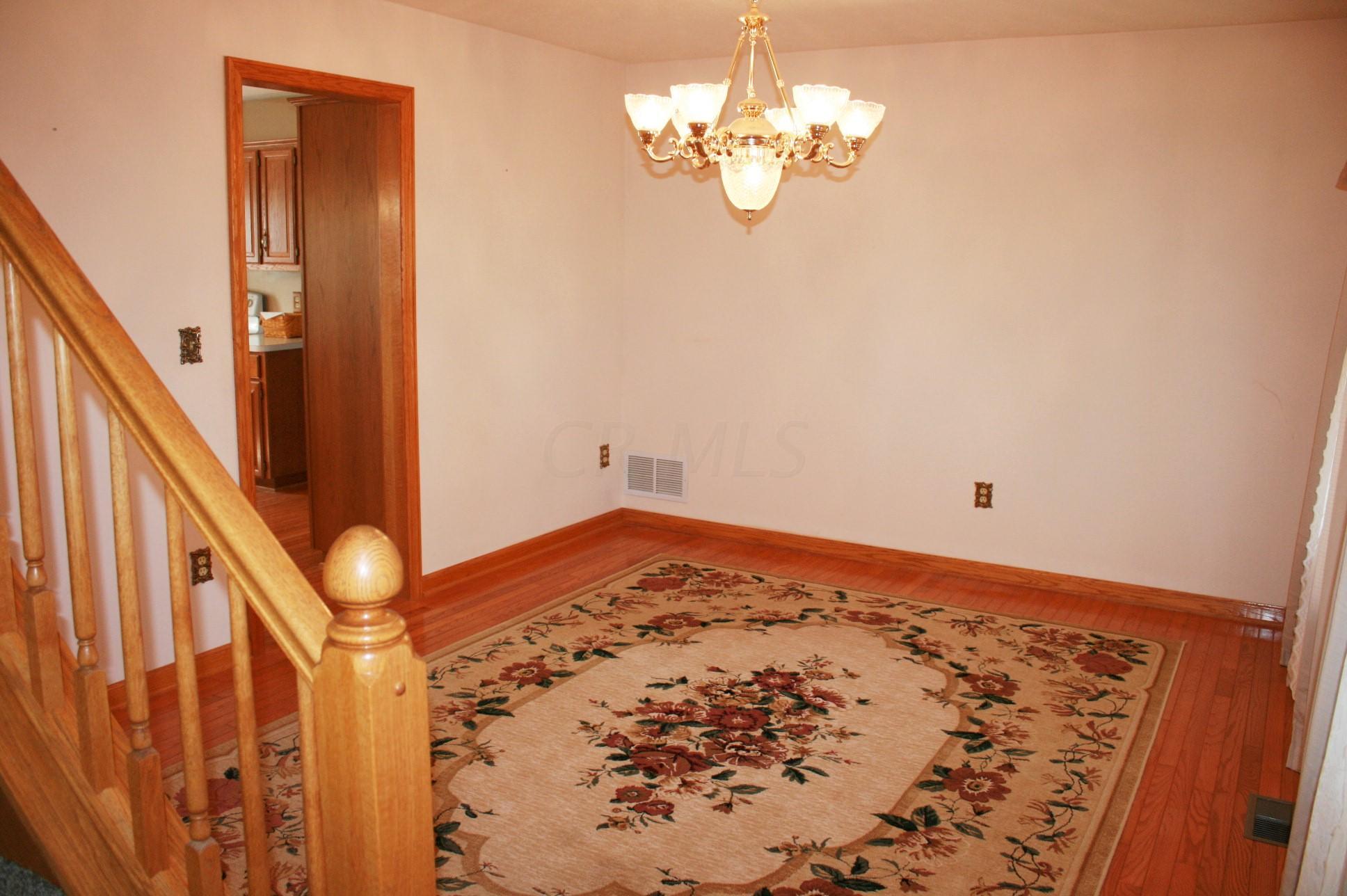 6827 Thomas Road Radnor, OH 43066 - Photo 11 of 81