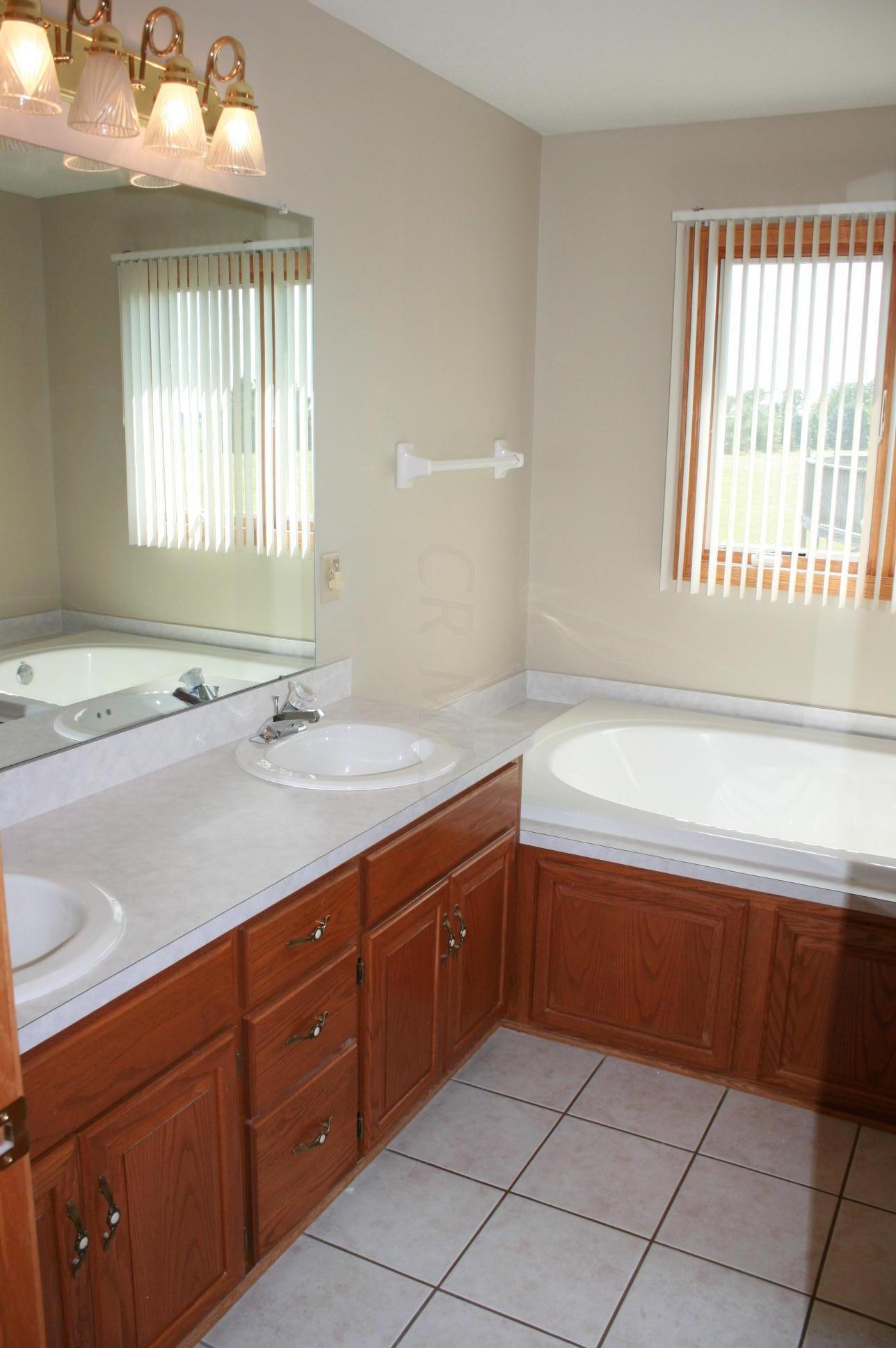 6827 Thomas Road Radnor, OH 43066 - Photo 26 of 81