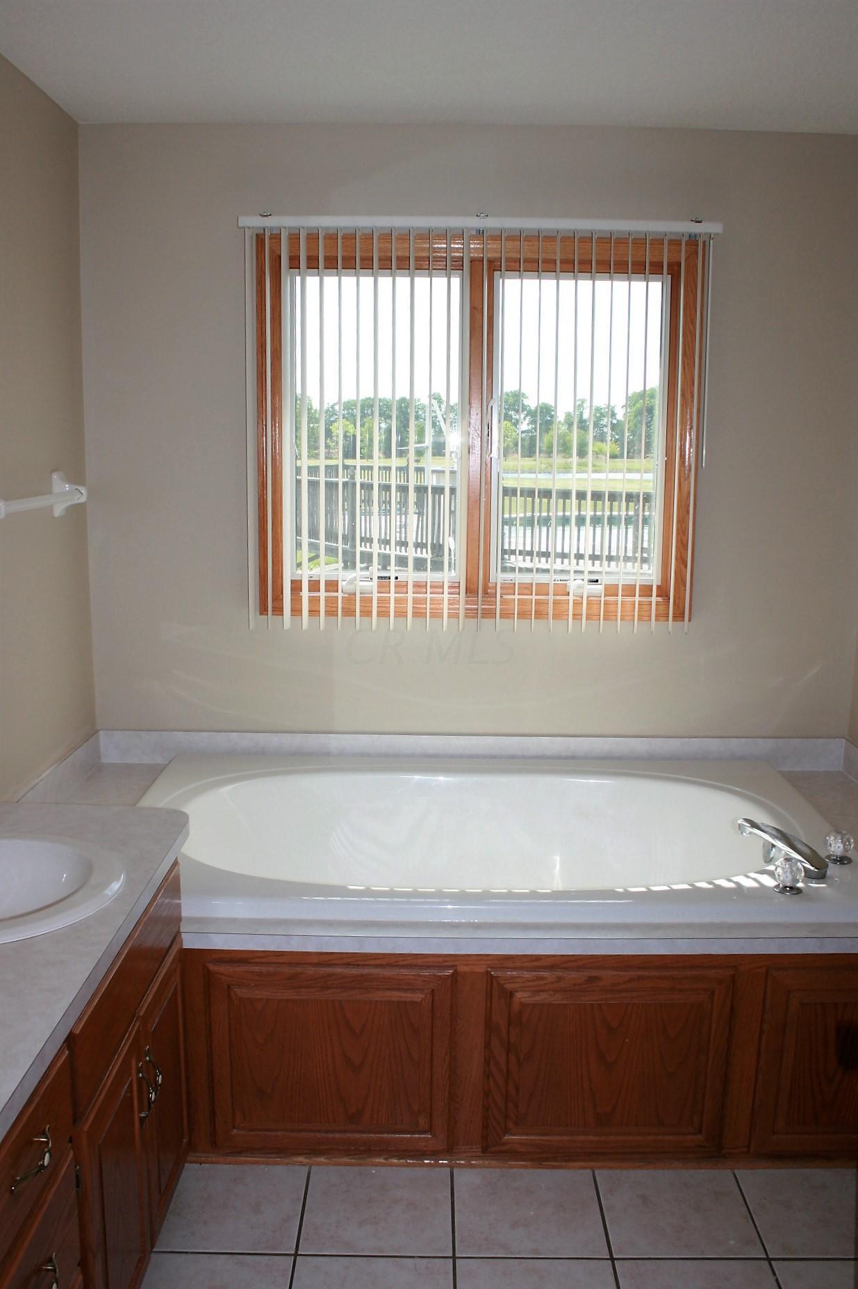 6827 Thomas Road Radnor, OH 43066 - Photo 28 of 81