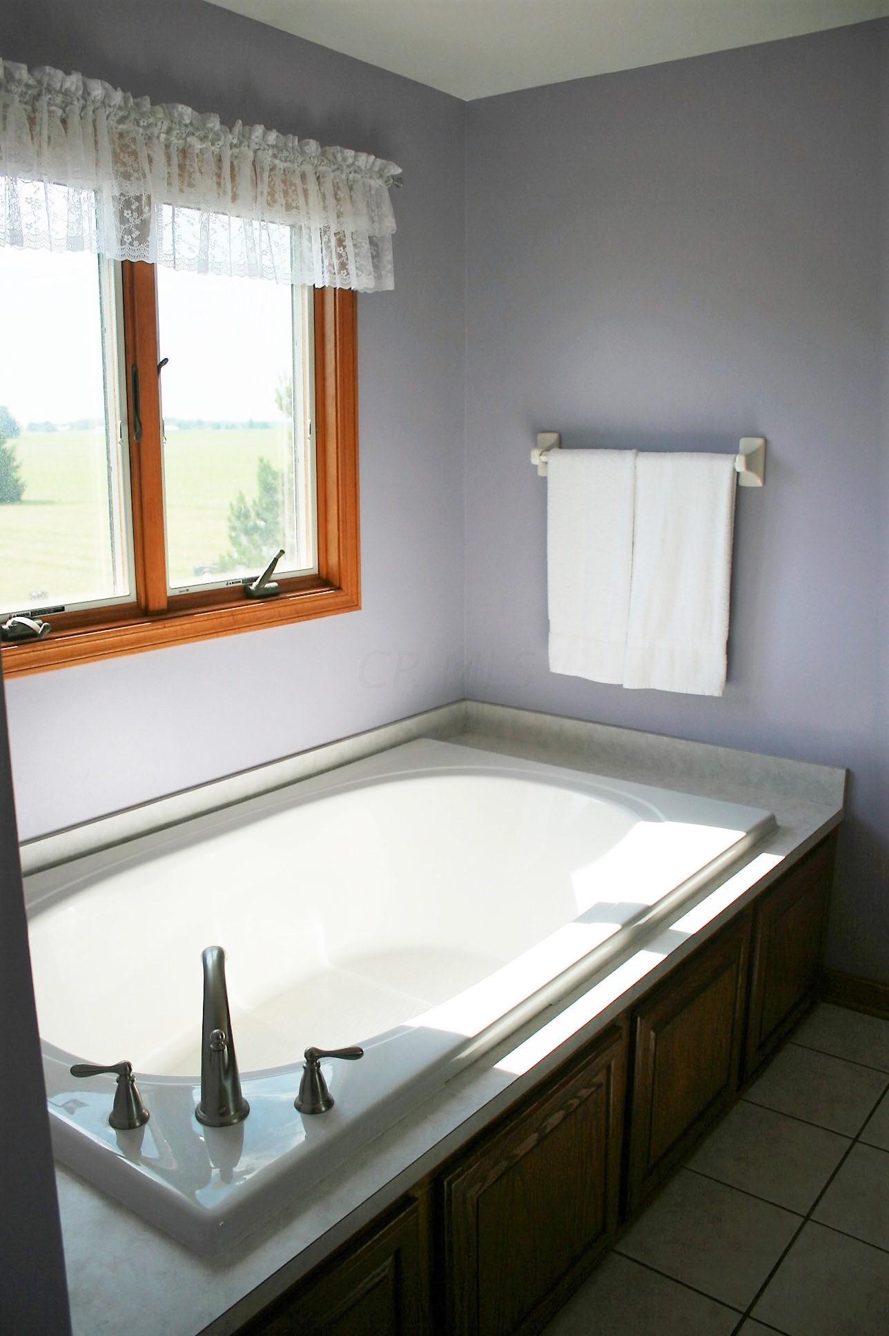 6827 Thomas Road Radnor, OH 43066 - Photo 37 of 81