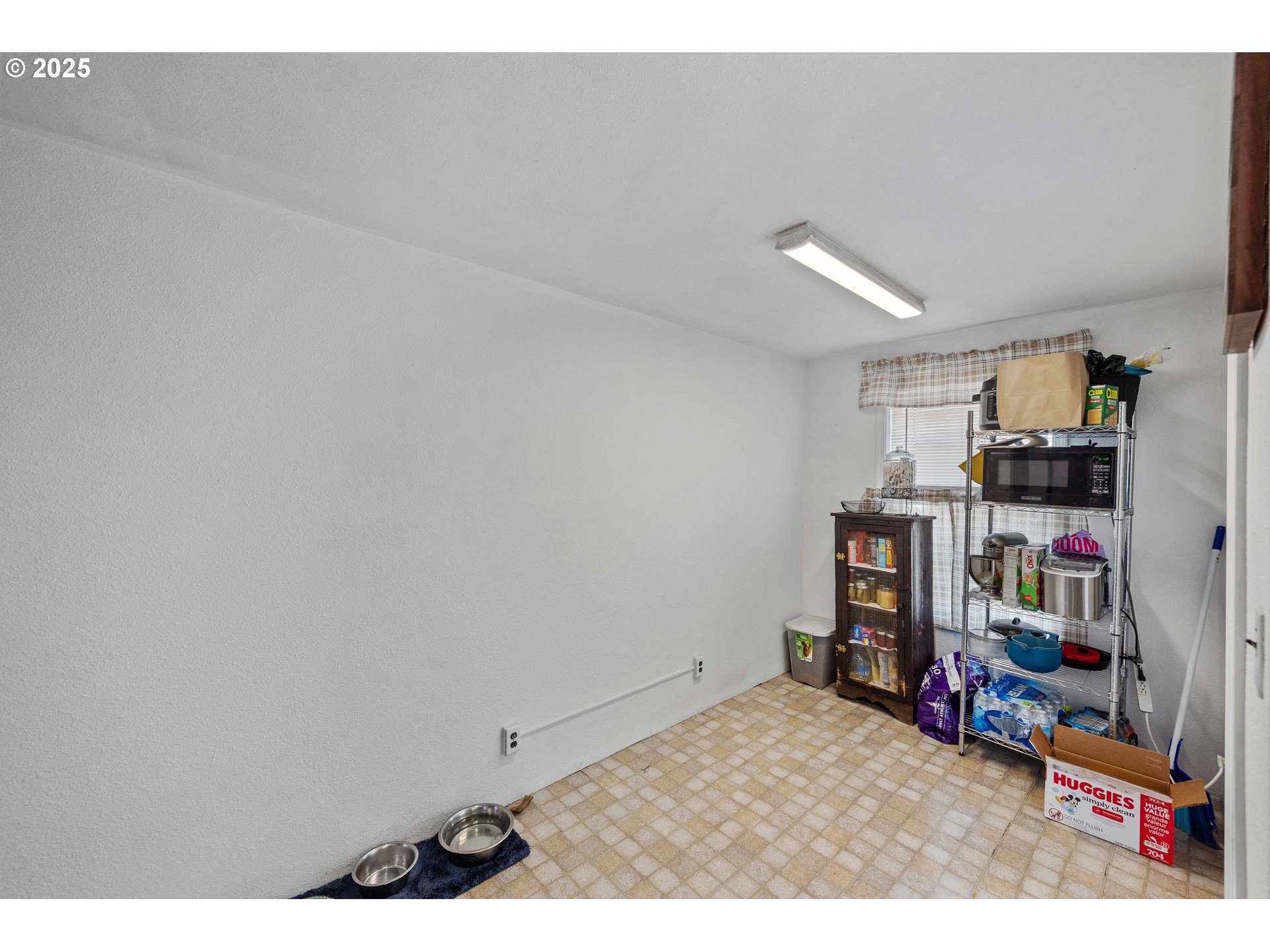 805 C Street Myrtle Point, OR 97458 - Photo 20 of 30 a room with storage and utility