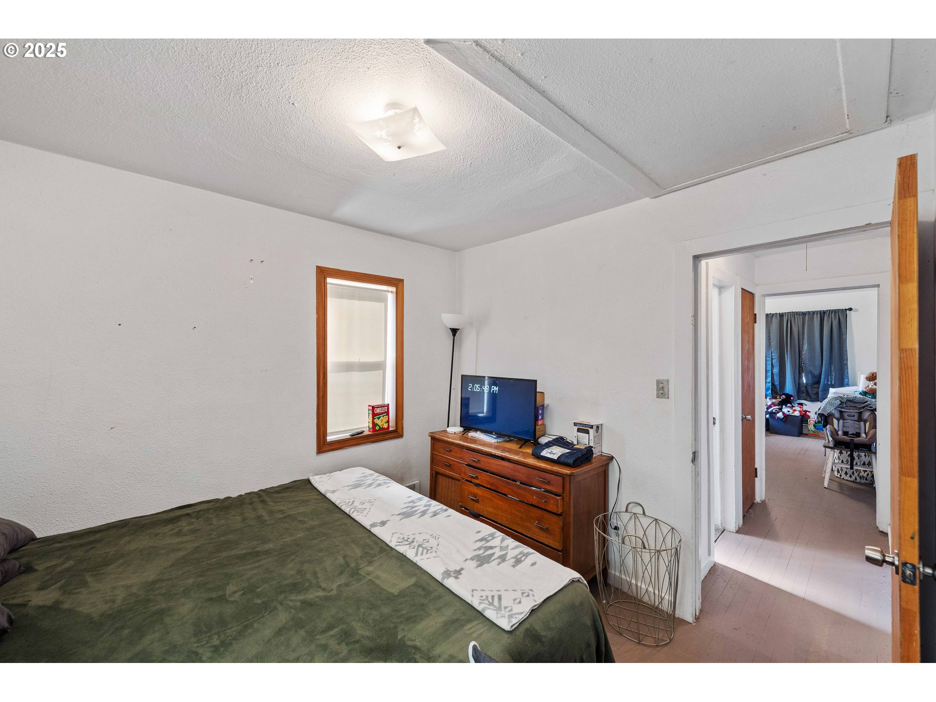 805 C Street Myrtle Point, OR 97458 - Photo 8 of 30 a living room with furniture and a window