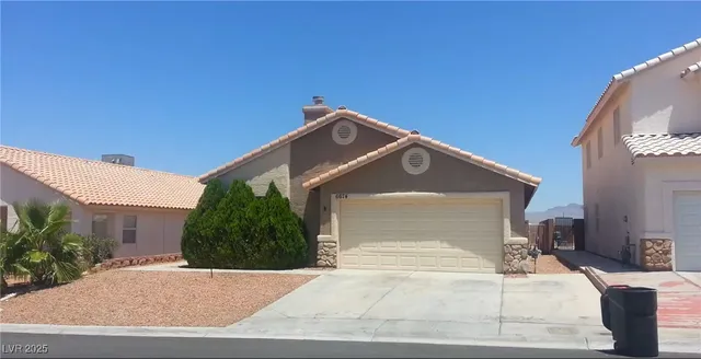 $1,800 | 6674 Jordan River Drive, Las Vegas, NV 89156