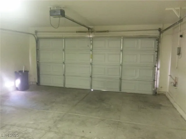 $1,800 | 6674 Jordan River Drive, Las Vegas, NV 89156