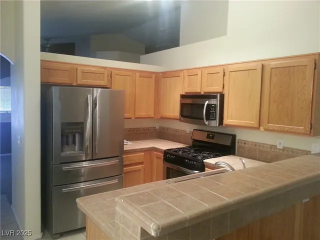 $1,800 | 6674 Jordan River Drive, Las Vegas, NV 89156