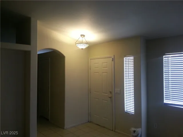 $1,800 | 6674 Jordan River Drive, Las Vegas, NV 89156