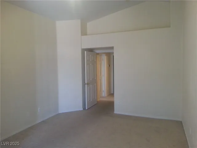 $1,800 | 6674 Jordan River Drive, Las Vegas, NV 89156