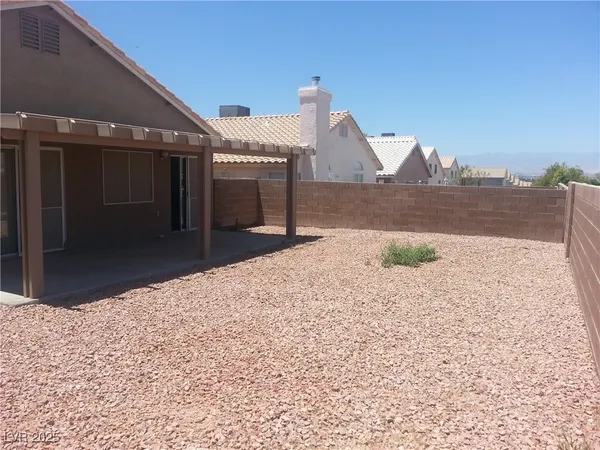 $1,800 | 6674 Jordan River Drive, Las Vegas, NV 89156