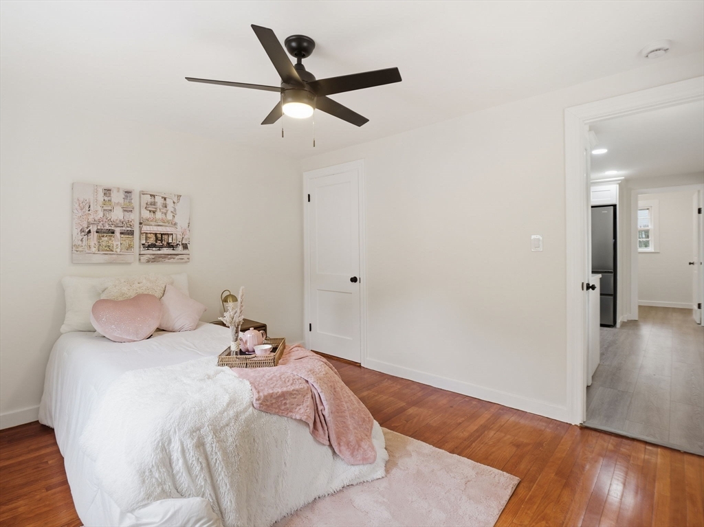 41 Bridgeport Street Worcester, MA 01604 - Photo 18 of 34
