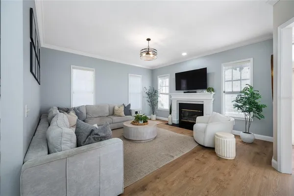 $5,500 | 2808 Southpointe Lane, Tampa, FL 33611