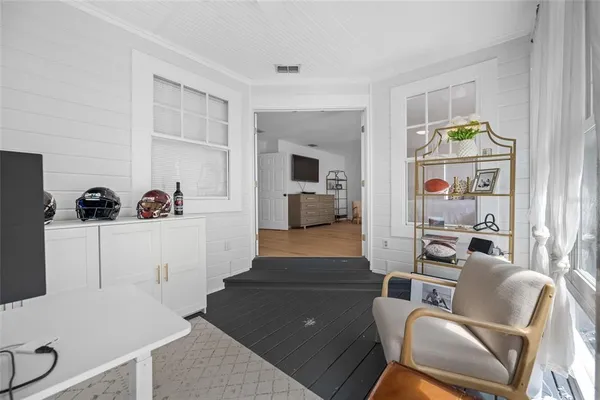 $5,500 | 2808 Southpointe Lane, Tampa, FL 33611