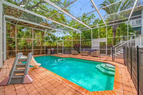 $5,500 | 2808 Southpointe Lane, Tampa, FL 33611