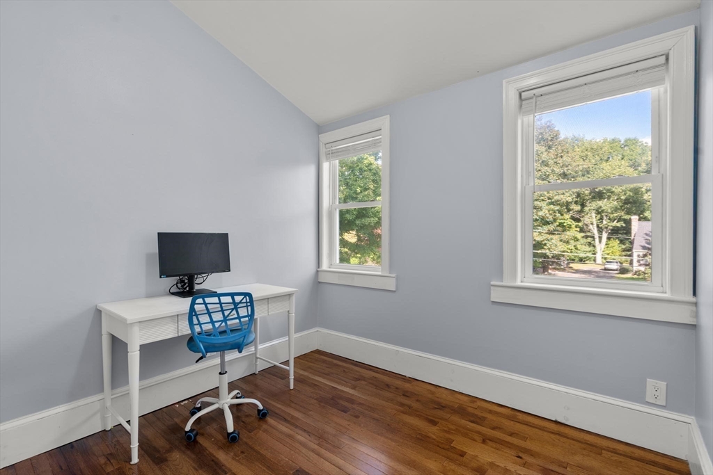 35 Lakeview Road Foxboro, MA 02035 - Photo 20 of 35 Gallery Image 20