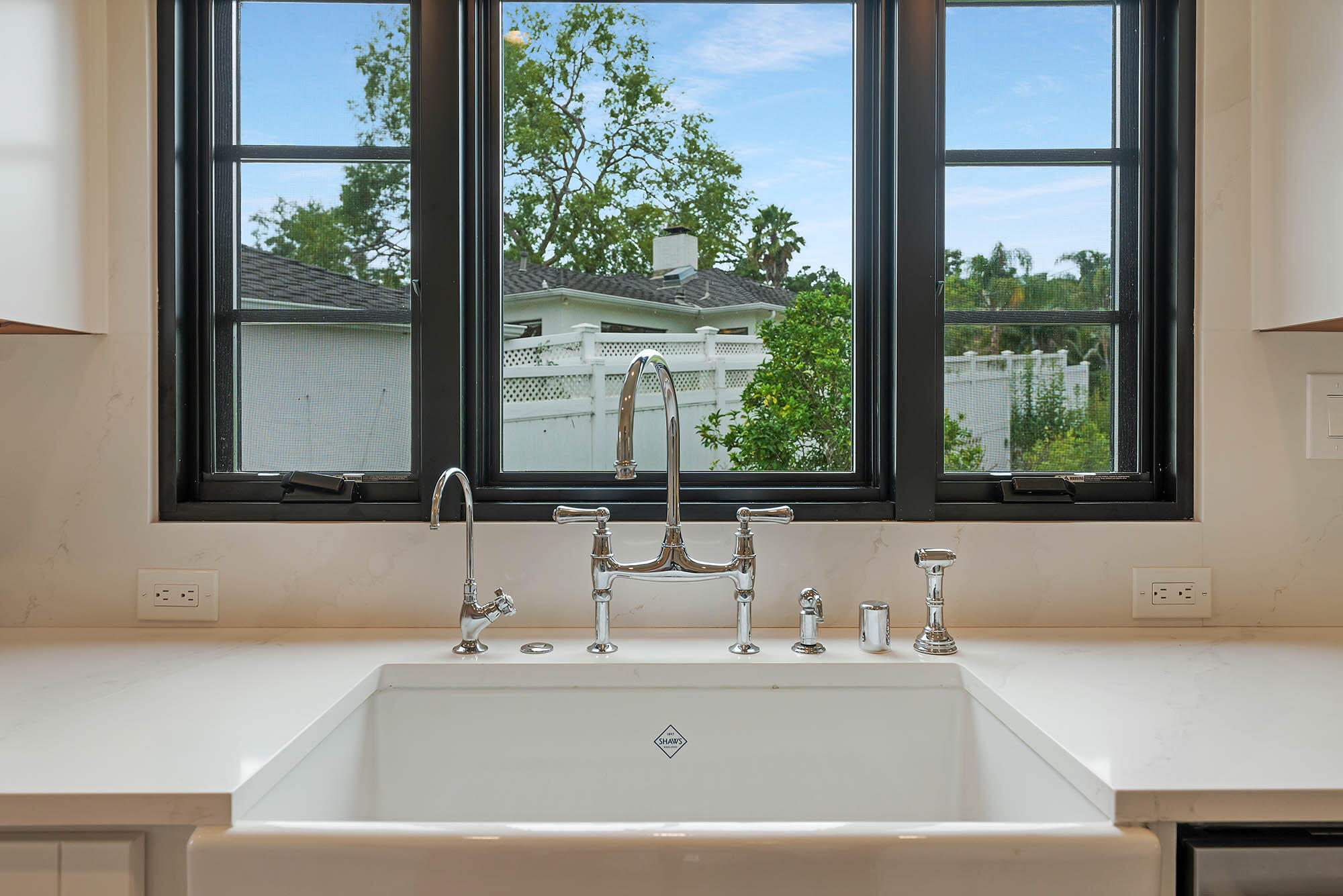 329 Arden Road Santa Barbara, CA 93105 - Photo 20 of 46 Kitchen features - 329 Arden Road 93105