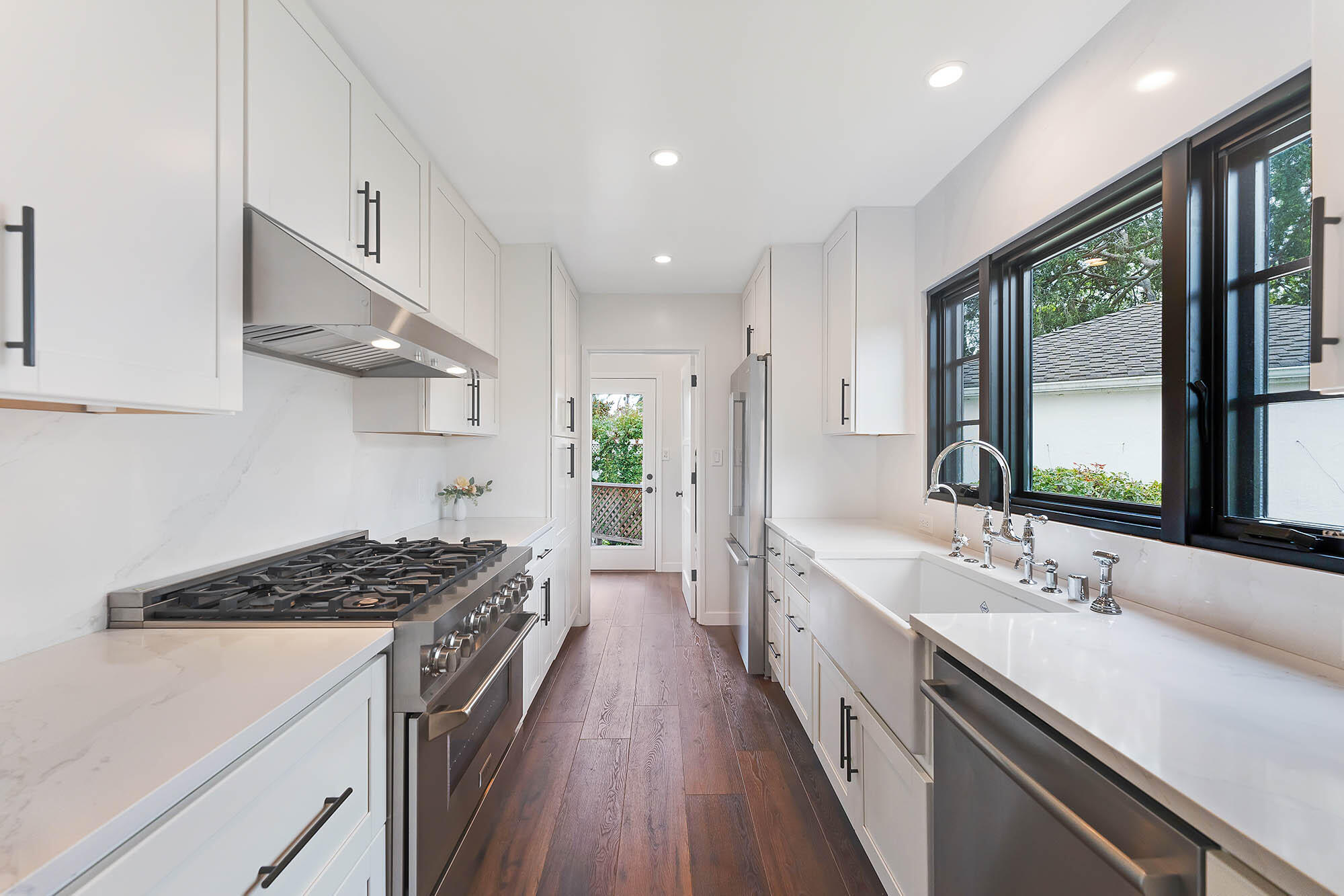 329 Arden Road Santa Barbara, CA 93105 - Photo 4 of 46 Kitchen and laundry - 329 Arden Road