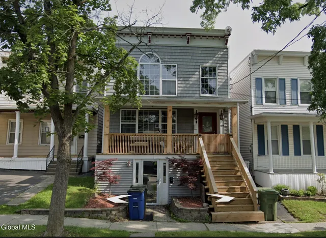 $1,350 | 27 McElwain Avenue, Cohoes, NY 12047