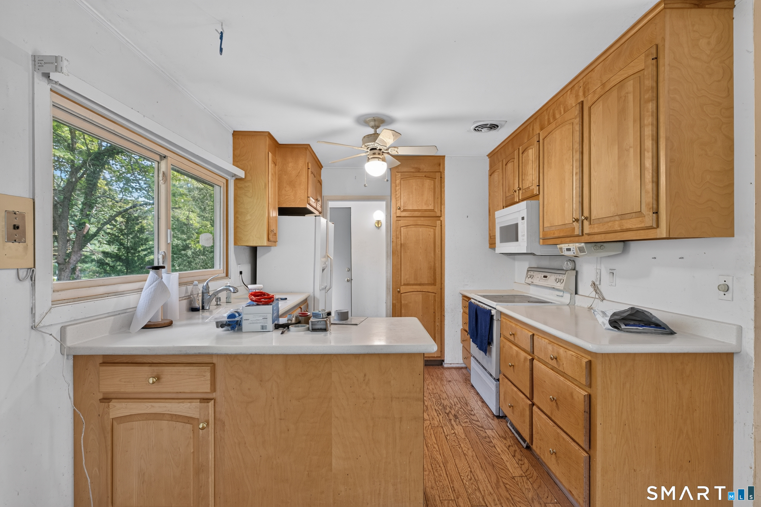 9 Stonecrop Road South Norwalk, CT 06851 - Photo 10 of 40 Gallery Image 10