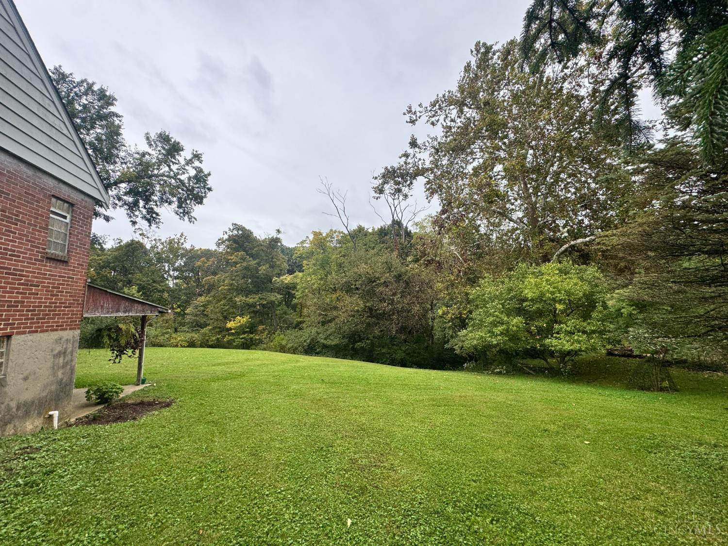1908 Adams Road Cincinnati, OH 45231 - Photo 7 of 37 Gallery Image 7