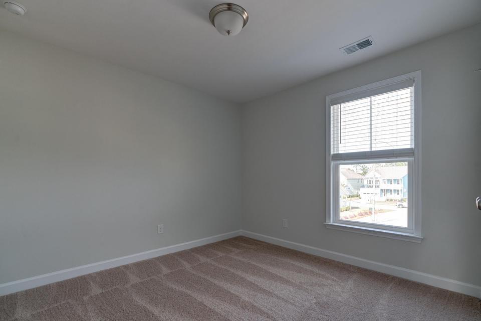 1545 Moss Spring Road Mount Pleasant, SC 29466 - Photo 11 of 20 20230505122409457140000000-o