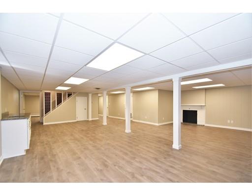 19 Greenview Road Stoneham, MA 02180 - Photo 12 of 16 Gallery Image 12