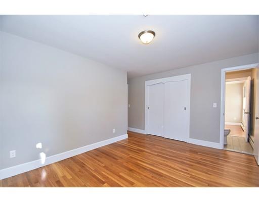 19 Greenview Road Stoneham, MA 02180 - Photo 6 of 16 Gallery Image 6