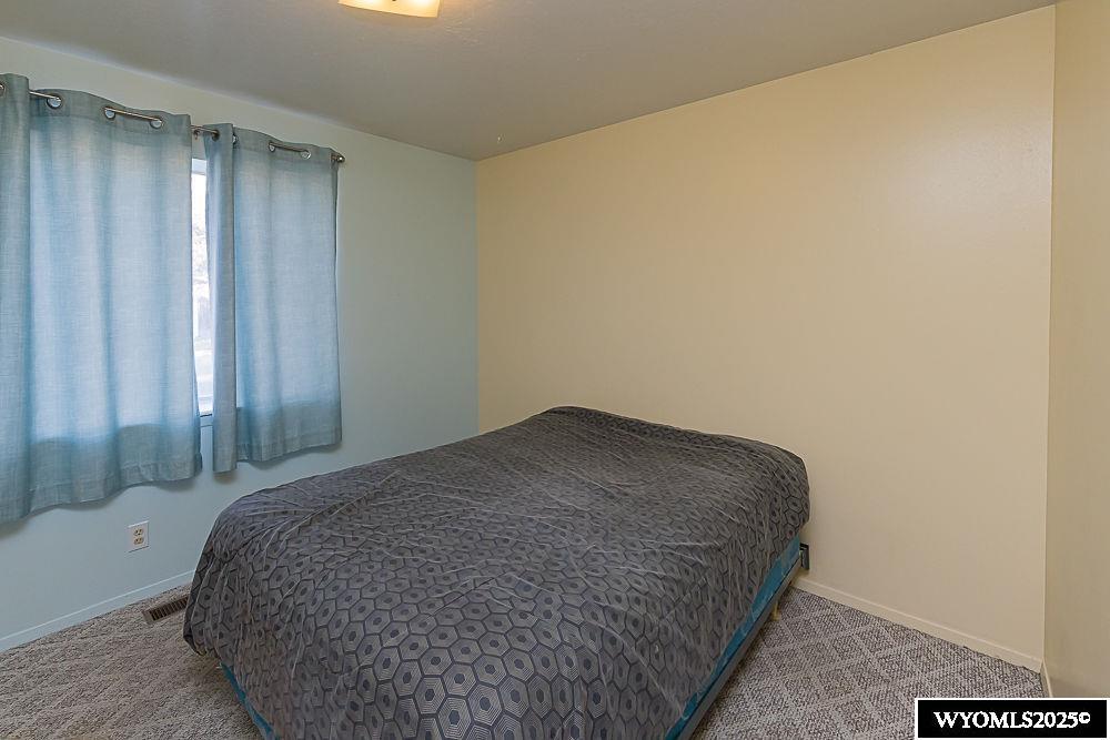902 Valley Street Rock Springs, WY 82901 - Photo 19 of 43
