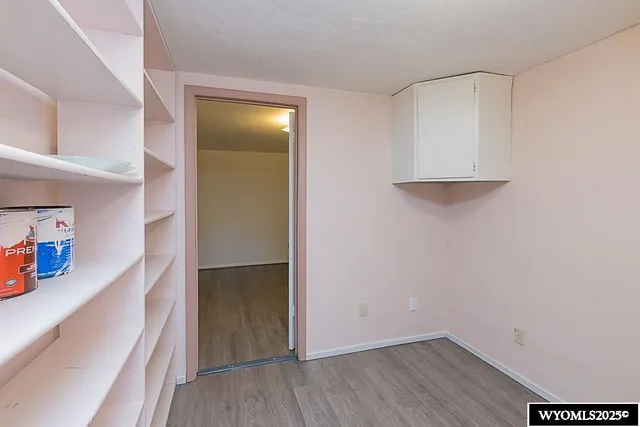 $300,000 | 902 Valley Street, Rock Springs, WY 82901