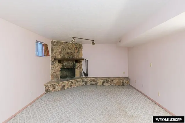 $300,000 | 902 Valley Street, Rock Springs, WY 82901