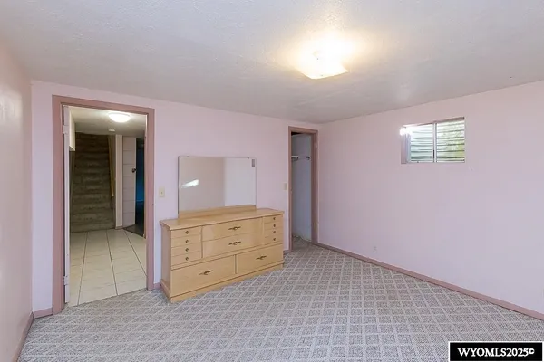 $300,000 | 902 Valley Street, Rock Springs, WY 82901